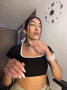 AshleyG 222 online show from 12/13/25, 09:20