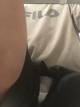 Snapshot of pandesal_aki chatting on 10/13/25, 12:05 pandesal aki online show from 10/13/25, 12:05