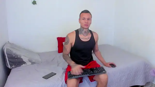 Snapshot of damian_c12 chatting on 03/20/25, 12:19 damian c12 online show from 03/20/25, 12:19