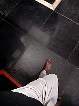 Snapshot of BlackDog__69 chatting on 11/03/25, 01:08 BlackDog 69 online show from 11/03/25, 01:08