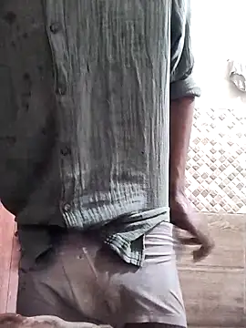 Snapshot of BlackDog__69 chatting on 04/10/26, 01:22 BlackDog 69 online show from 04/10/26, 01:22