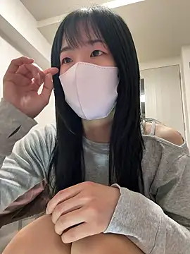 Snapshot of daiyo_kai_Gutara chatting on 05/09/26, 11:04 daiyo kai Gutara online show from 05/09/26, 11:04