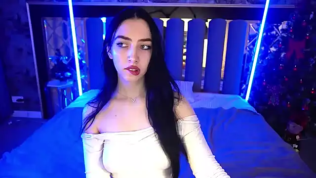 WildKittenX  online show from 12/19/25, 06:42