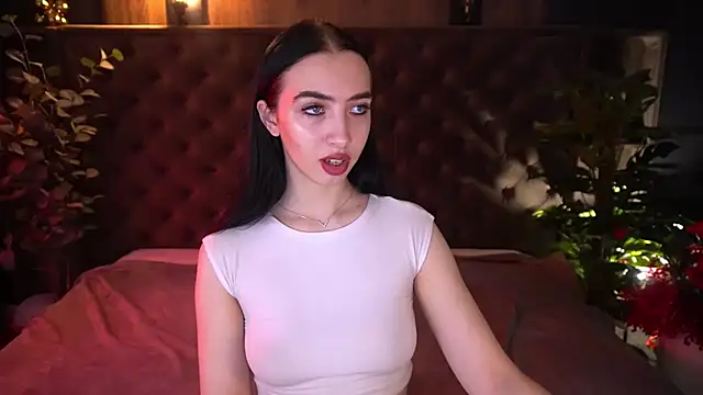 WildKittenX  online show from 03/08/26, 06:39