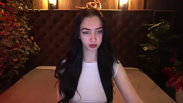 WildKittenX  online show from 05/04/26, 05:47