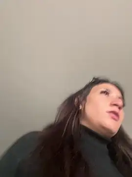 Snapshot of Mila_LS chatting on 10/12/25, 12:48 Mila LS online show from 10/12/25, 12:48