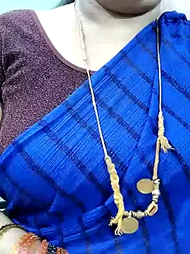 abinaya26 online show from 10/22/25, 08:08