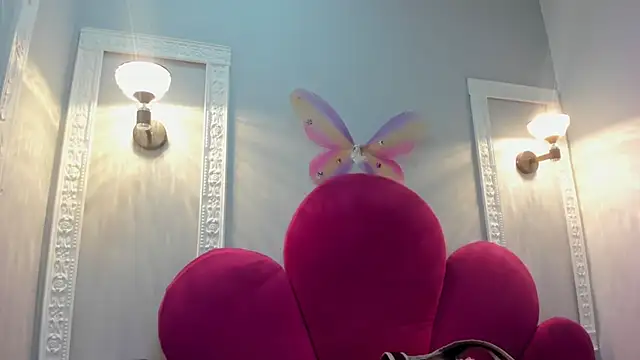 Bonniie 22 online show from 11/08/25, 01:22