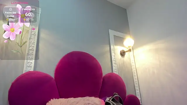 Bonniie 22 online show from 11/28/25, 04:31