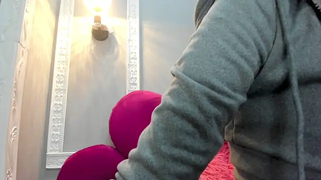 Bonniie 22 online show from 03/06/26, 08:38