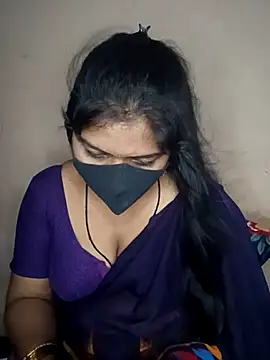 Snapshot of Bagi-Sexy chatting on 09/28/25, 08:58 Bagi-Sexy online show from 09/28/25, 08:58