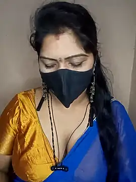 Snapshot of Bagi-Sexy chatting on 12/04/25, 07:22 Bagi-Sexy online show from 12/04/25, 07:22