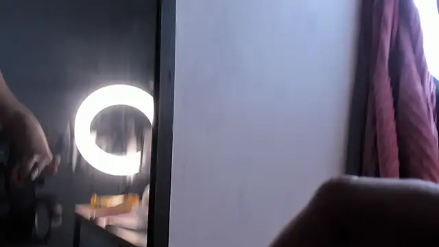 Sienna miller 27 online show from 03/20/25, 02:42