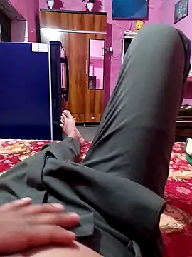 Snapshot of Rahulrana893 chatting on 04/24/26, 04:09 Rahulrana893 online show from 04/24/26, 04:09