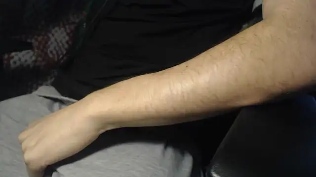 Snapshot of GreekDaddyNickOfficial chatting on 02/26/26, 01:32 GreekDaddyNickOfficial online show from 02/26/26, 01:32