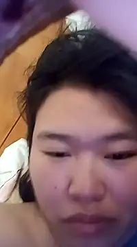 Snapshot of Qiuwi chatting on 02/27/25, 01:59 Qiuwi online show from 02/27/25, 01:59