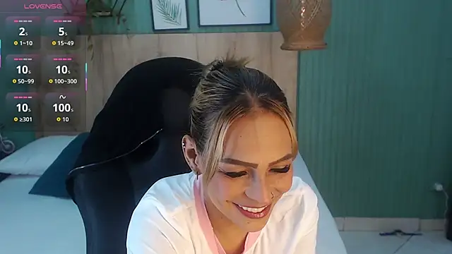 yessila parker online show from 09/11/25, 01:39