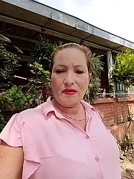 Snapshot of Sexy-Woman-Mature chatting on 05/08/26, 02:33 Sexy-Woman-Mature online show from 05/08/26, 02:33
