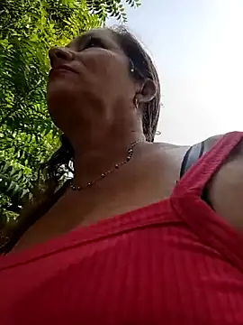 Snapshot of Sexy-Woman-Mature chatting on 05/09/26, 01:38 Sexy-Woman-Mature online show from 05/09/26, 01:38