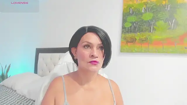 CarolinneFiotti online show from 02/12/26, 01:06