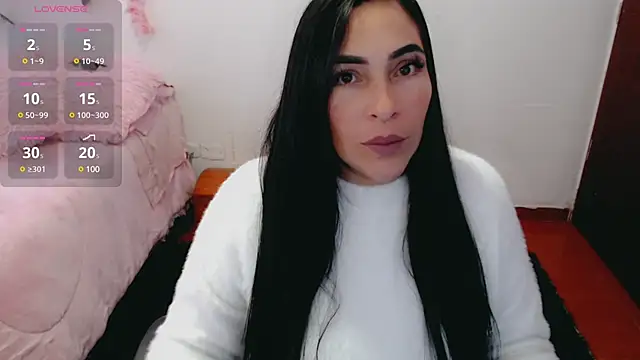 Snapshot of luna_lgomez_ chatting on 03/04/25, 10:02 luna lgomez  online show from 03/04/25, 10:02