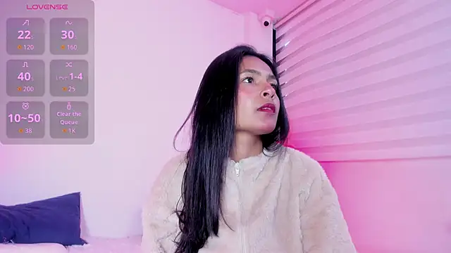 Fernanda liie  online show from 06/16/26, 12:52