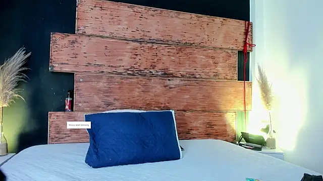 Fernanda liie  online show from 06/19/26, 12:09