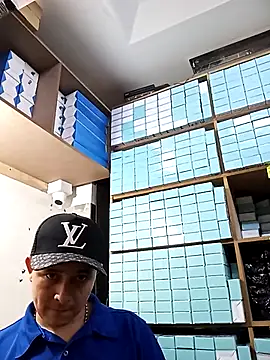 Charlotteet Paul online show from 03/06/25, 08:37