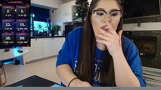 Snapshot of Layla- chatting on 01/09/25, 10:20 Layla- online show from 01/09/25, 10:20