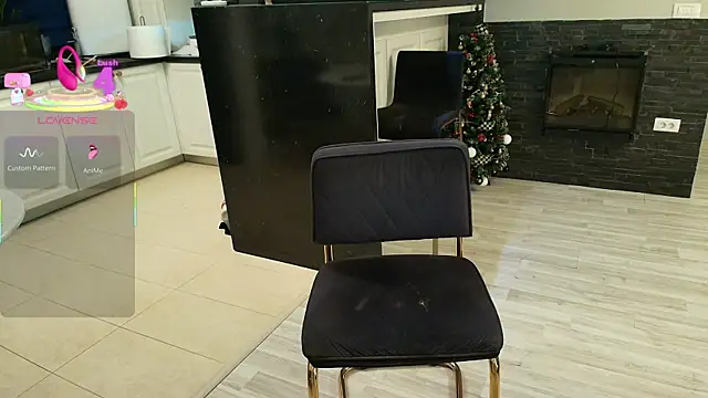 Layla- online show from 01/09/26, 08:10