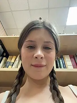 Snapshot of melicious_ chatting on 02/03/26, 06:51 melicious online show from 02/03/26, 06:51