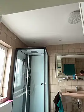 Snapshot of xy_monkeyBigCock chatting on 03/17/25, 09:55 xy monkeyBigCock online show from 03/17/25, 09:55