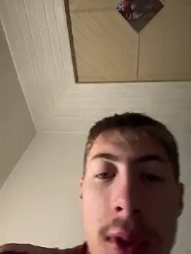 Snapshot of xy_monkeyBigCock chatting on 03/18/25, 08:36 xy monkeyBigCock online show from 03/18/25, 08:36