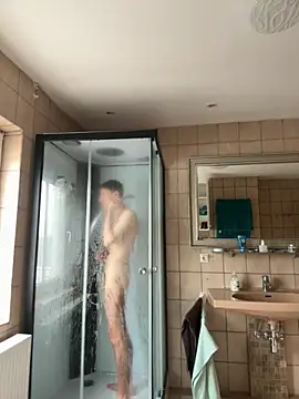 Snapshot of xy_monkeyBigCock chatting on 09/23/25, 08:17 xy monkeyBigCock online show from 09/23/25, 08:17