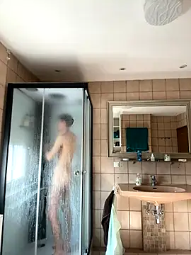 Snapshot of xy_monkeyBigCock chatting on 10/19/25, 09:54 xy monkeyBigCock online show from 10/19/25, 09:54