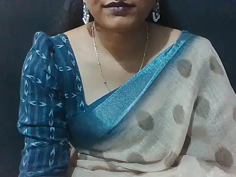 Snapshot of sugandha_bhabhi chatting on 05/27/26, 04:26 sugandha bhabhi online show from 05/27/26, 04:26