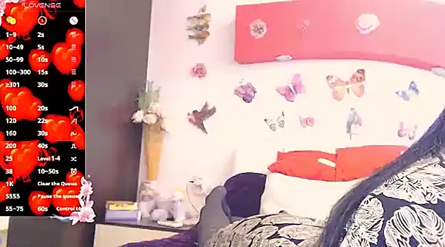 Alina eve online show from 03/08/25, 11:05