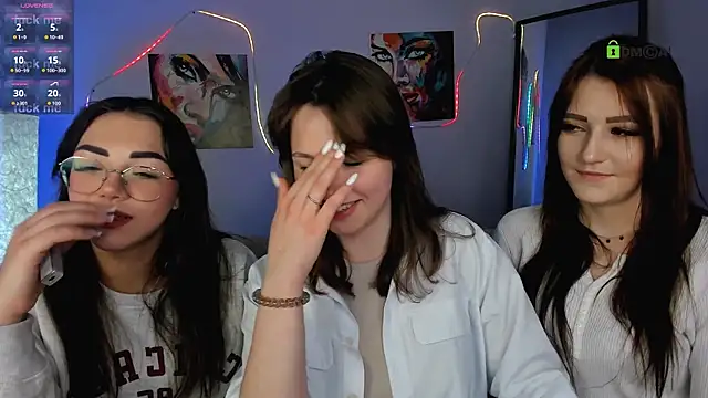 Snapshot of helli_belli chatting on 02/07/26, 08:23 helli belli online show from 02/07/26, 08:23