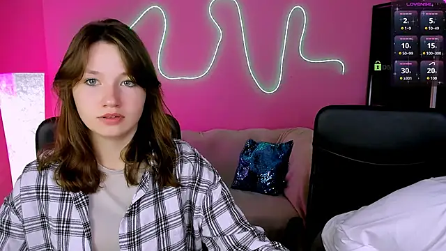 Snapshot of helli_belli chatting on 03/04/26, 08:48 helli belli online show from 03/04/26, 08:48