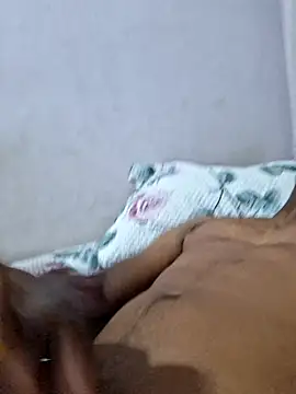 Snapshot of predadorr29 chatting on 11/29/25, 04:15 predadorr29 online show from 11/29/25, 04:15