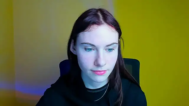 Fiona Night online show from 03/13/25, 06:12