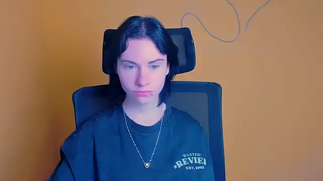 Fiona Night online show from 04/27/26, 05:16