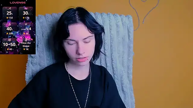 Fiona Night online show from 04/30/26, 05:25