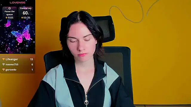 Fiona Night online show from 05/11/26, 04:04