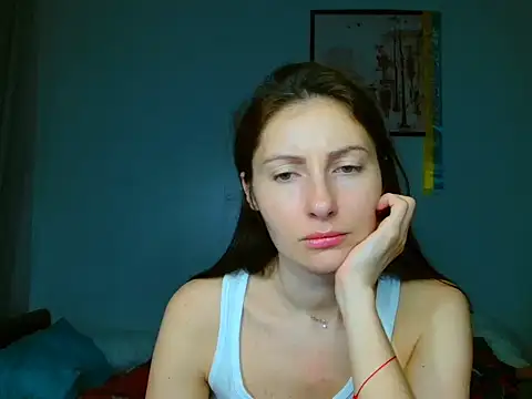 Snapshot of Irina9793 chatting on 03/08/25, 03:39 Irina9793 online show from 03/08/25, 03:39