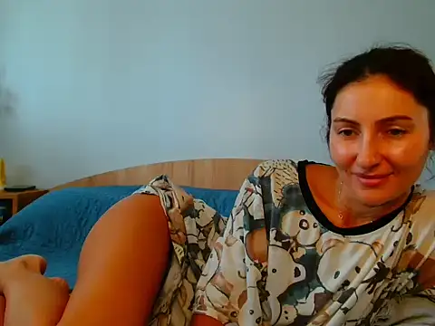 Snapshot of Irina9793 chatting on 09/15/25, 08:03 Irina9793 online show from 09/15/25, 08:03