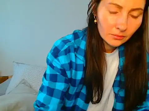 Snapshot of Irina9793 chatting on 01/07/26, 09:23 Irina9793 online show from 01/07/26, 09:23