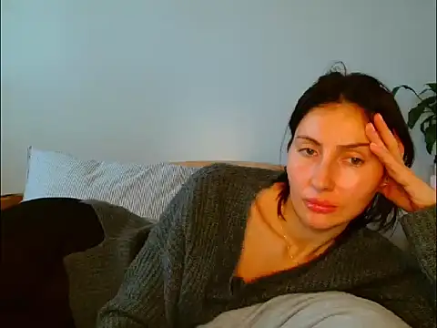 Snapshot of Irina9793 chatting on 02/25/26, 10:14 Irina9793 online show from 02/25/26, 10:14