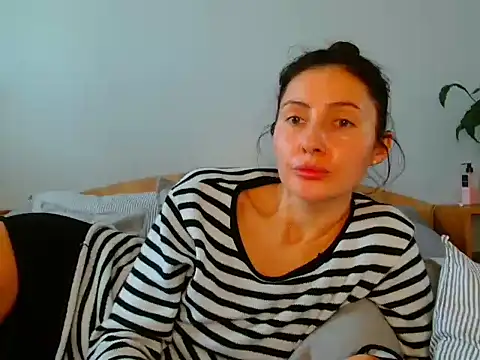 Snapshot of Irina9793 chatting on 03/03/26, 10:21 Irina9793 online show from 03/03/26, 10:21