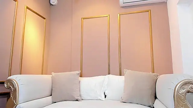 ValeriMilton online show from 09/18/25, 07:16